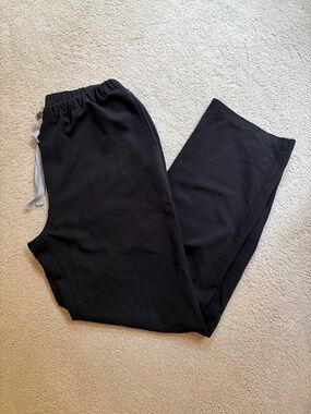 EUC Men’s FIGS Pisco Basic Scrub Pants Size Large in Black